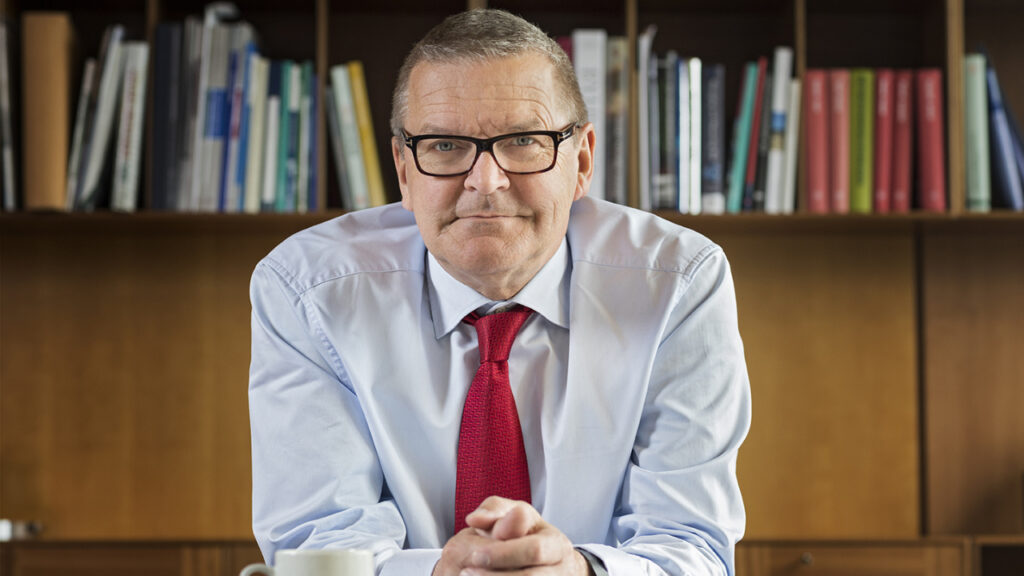 Danish Central Banker Tempted to Ignore Cryptocurrency — Says Real Threat Is 'Big Tech Invading Currency Area'
