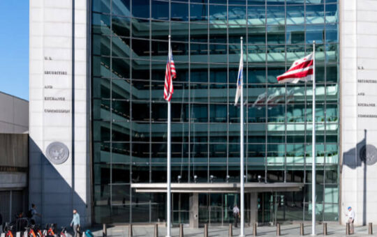 Regulators urge the SEC to focus on nascent FinTech sectors