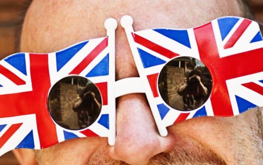 UK Watchdog Set to (Re)Target 'Misleading' Crypto Investment Marketing