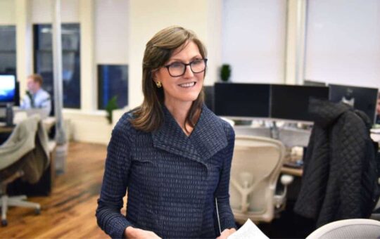Ark Invest CEO Cathie Wood Predicts $500,000 Bitcoin Price in 5 Years