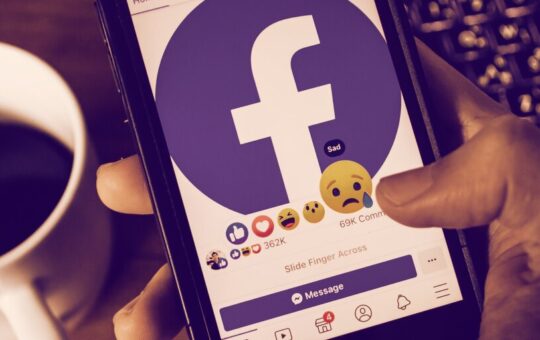 Facebook, Instagram Went Down for Hours as Bitcoin Advocates Took Shots