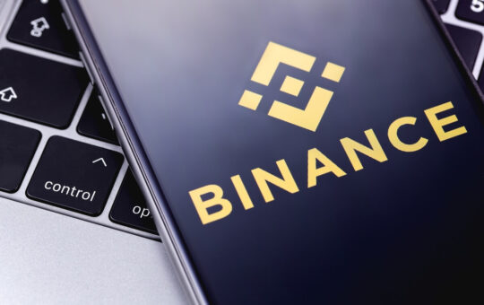Binance Is ‘In Talks with Sovereign Wealth Funds', Boosts Irish Presence