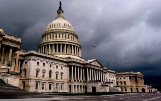 ‘Pernicious’ Reporting Clause Irks US Crypto Industry as House Votes on Infra Bill
