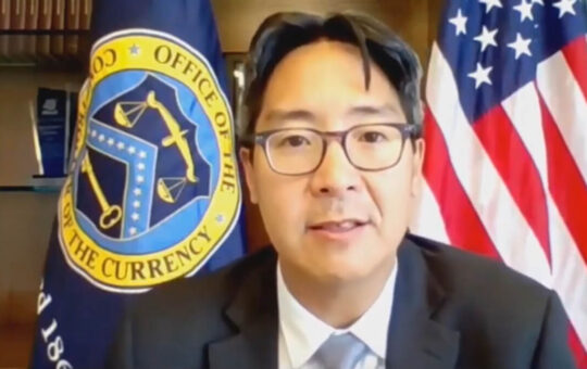 US Regulator Calls For Stablecoin Bank Regulation, Coordinated Regulatory Approach To Crypto