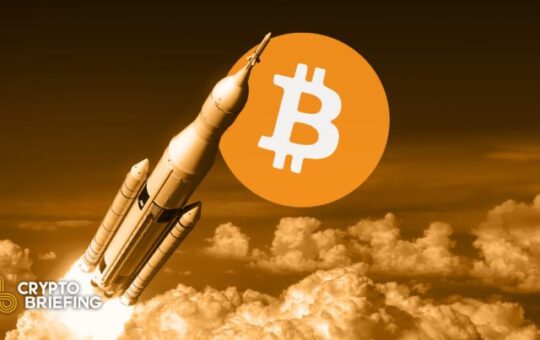 Crypto Market Returns to $2 Trillion as Bitcoin Rallies