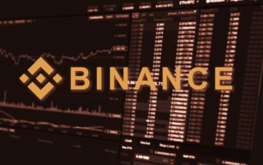 Binance Halts Bitcoin Withdrawals Due to ‘Stuck On-Chain Transaction’