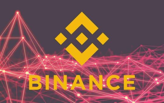 Binance Pauses Bitcoin Withdrawals Due to Network Backlog