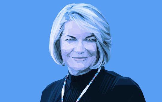 'Bitcoin Senator' Lummis Says Her Crypto Bill Leaves Most SEC Oversight Intact