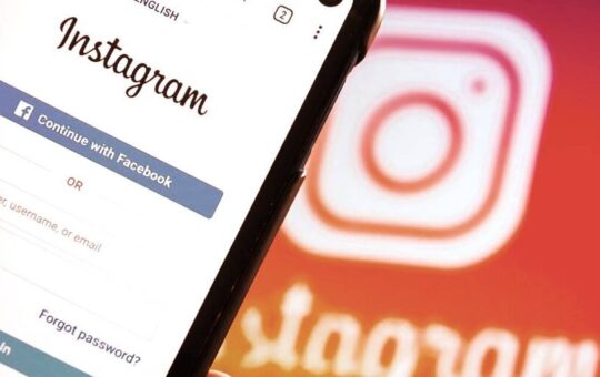 Instagram Adds Flow Blockchain NFTs, FLOW Token Pumps 44%