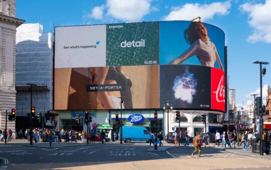 UK regulator to crack down on adverts in high-risk investments