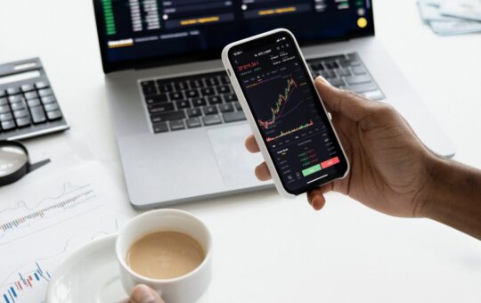Blur Price Pumps Up 20% in 24 Hours and This Innovative NFT Platform Could Be the Next Crypto to Explode – Here