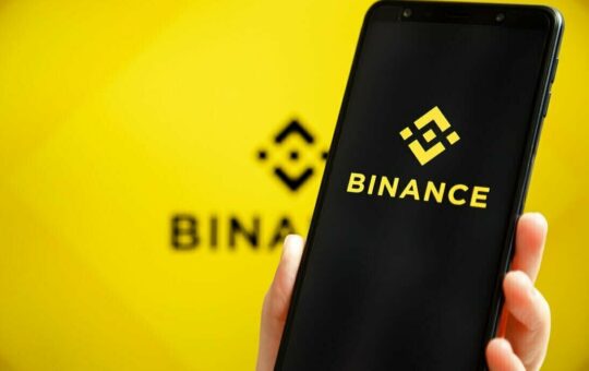 Binance to Drop Support for BUSD Stablecoin by 2024