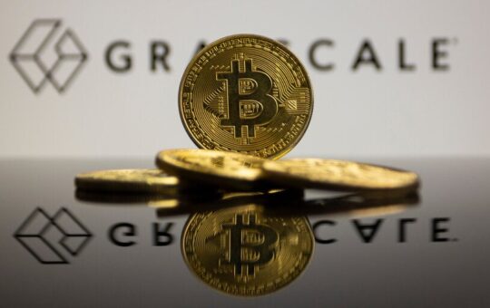 Grayscale Bitcoin Trust Discount Shrinks as ETF Optimism Mounts