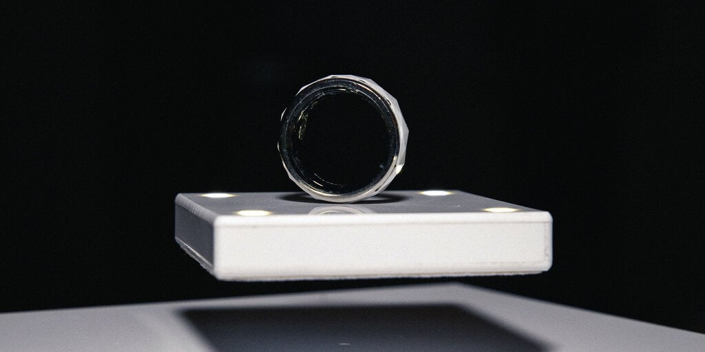 New Smart Ring Aims to Dethrone Oura With An AI Coach and Crypto Rewards