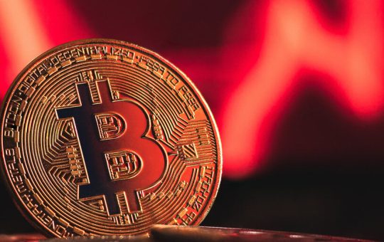Bitcoin Crash Casts Shadow Over US Strategic Reserve Plan