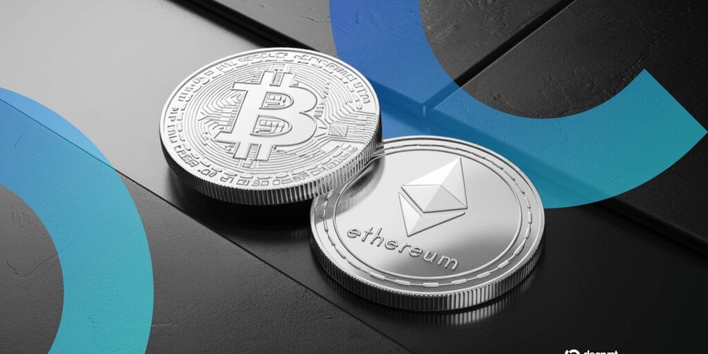 Rally Stalls for Bitcoin, Ethereum, and XRP—Analysts Split on What’s Next