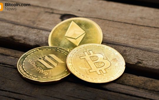 Bitcoin and Ether ETFs Bleed $797 Million as Solana Defies the Downtrend