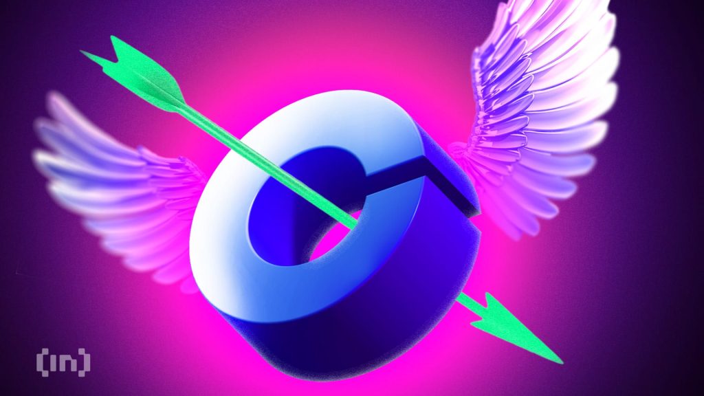 Coinbase Premium Moves First—Bitcoin Next?