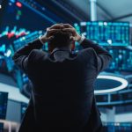 ETF Weekly: Bitcoin, Ether ETFs Bleed $1.8 Billion as Solana Stays Green