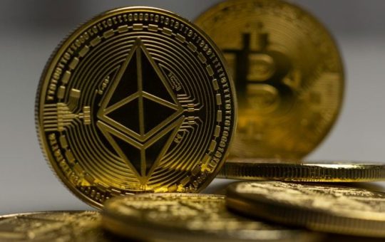 $4B in Bitcoin and Ethereum options set to expire