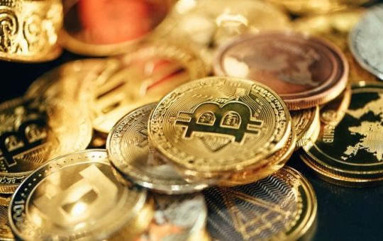 XRP, Solana funds buck trend as crypto ETPs shed $454M