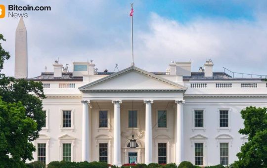 White House Plans Talks to Resolve Stablecoin Dispute Stalling Senate Crypto Bill: Report