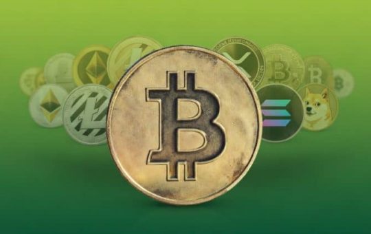 Crypto funds snap five-week outflow streak, drawing $1B amid Bitcoin whale accumulation