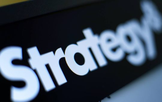 After Buying More Bitcoin Than It Sold, Strategy Wins Dividend Approval as Holdings Hit 845,256 BTC