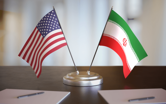 Crypto Stocks Break Free as Wall Street Buckles Under Iran Risk