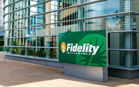 Fidelity's FETH Fund Set to Launch Ethereum Staking with Quarterly Distributions
