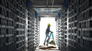 Bitcoin Hashrate Enters First Bear Market as AI Pulls Miners Away